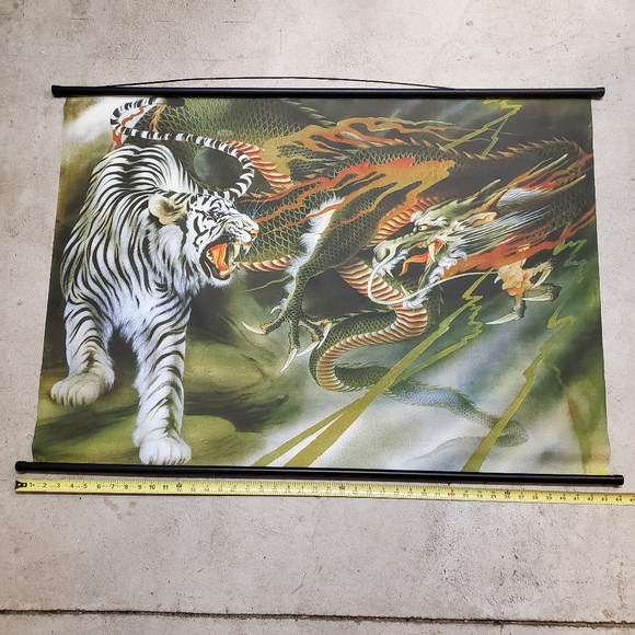 Large White Tiger & Green Dragon Wall Scroll Tapestry - Picture 6 of 9